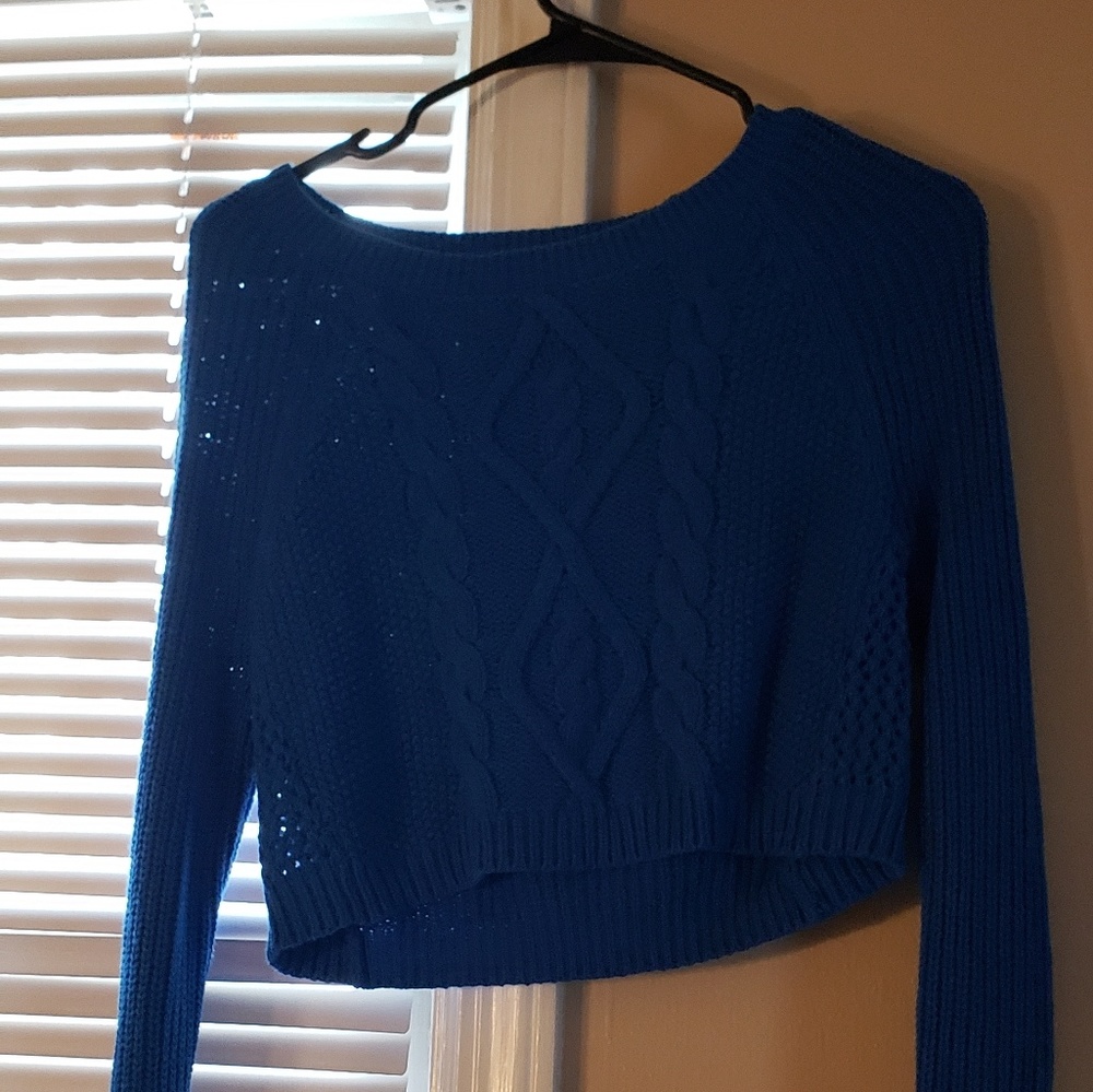 Blue crop top sweater